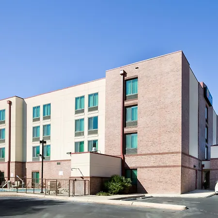 Spark By Hilton San Antonio Airport-3
