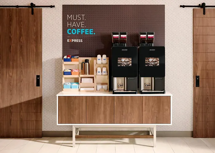 Holiday Inn Express & Suites San Antonio North-Windcrest By Ihg